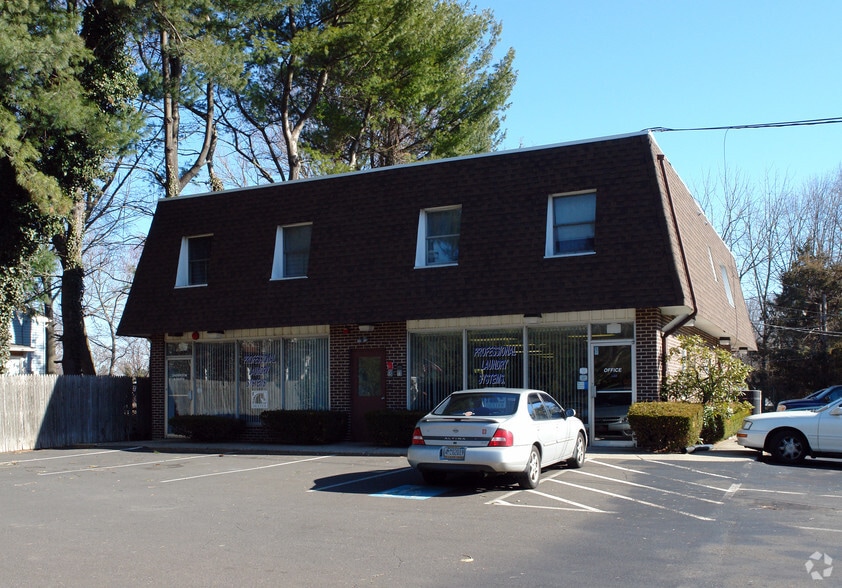 More Photos Of 13-15 Henry Ave, Feasterville Trevose Unknown For Lease