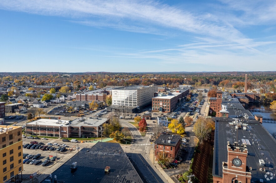 More Photos Of 1 Chestnut St, Nashua Light Manufacturing For Lease