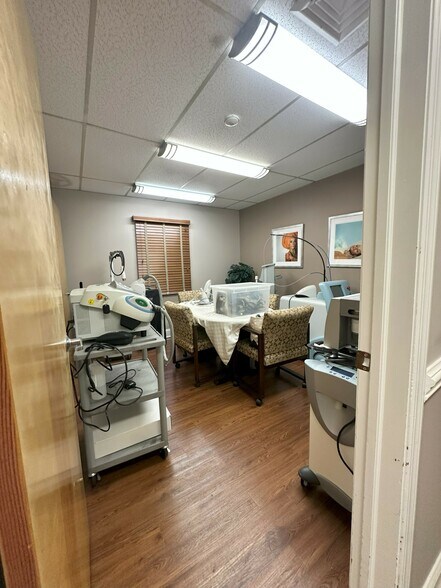 More Photos Of 445 Main St, Center Moriches Medical For Sale