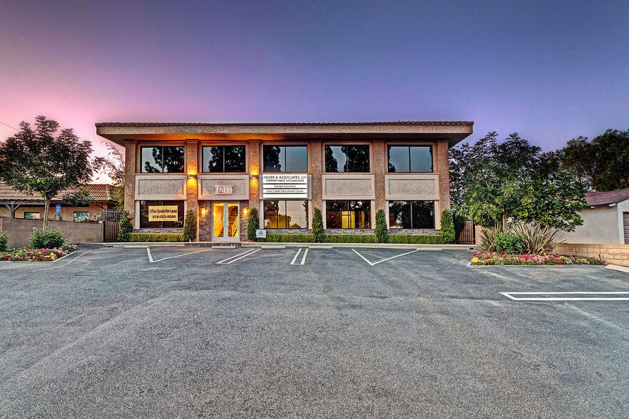 More Photos Of 17425 Chatsworth St, Granada Hills Office For Lease