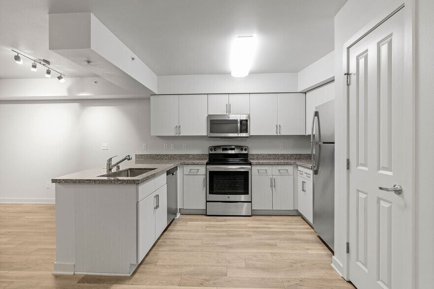 More Photos Of 11101 NE 12th St, Bellevue Apartments For Lease