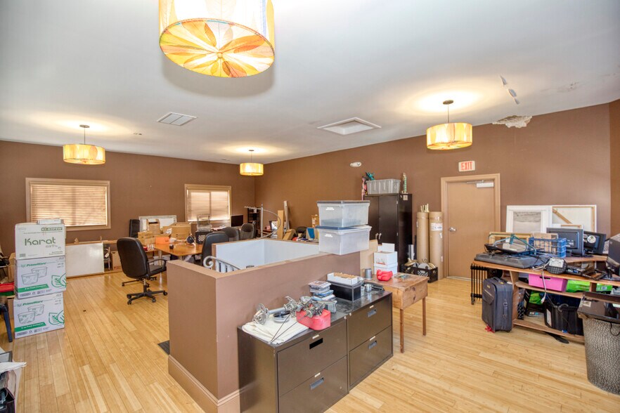 More Photos Of 4403 Ironbound Rd, Williamsburg Industrial For Sale
