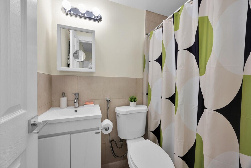 More Photos Of 1362 SW 2nd St, Miami Apartments For Sale