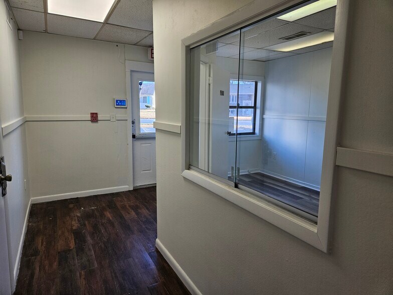 More Photos Of 14900 Cloverdale Rd, Dale City Daycare Center For Sale