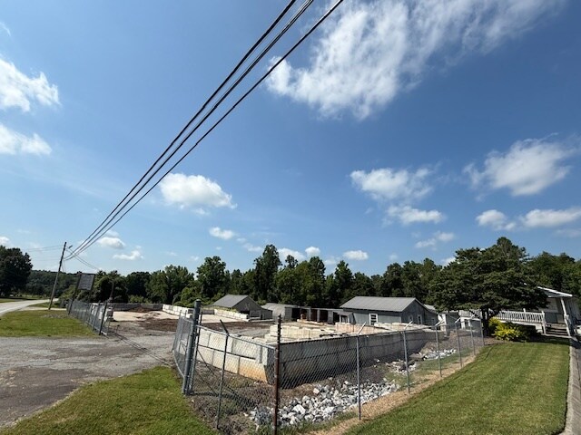 Primary Photo Of 2217 Chestnut Street Ext, High Point Industrial For Lease