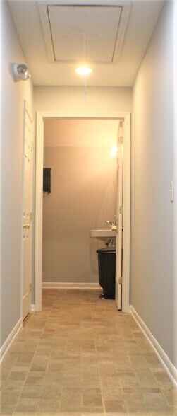 More Photos Of 32191 Nassau Rd, Lewes General Retail For Lease