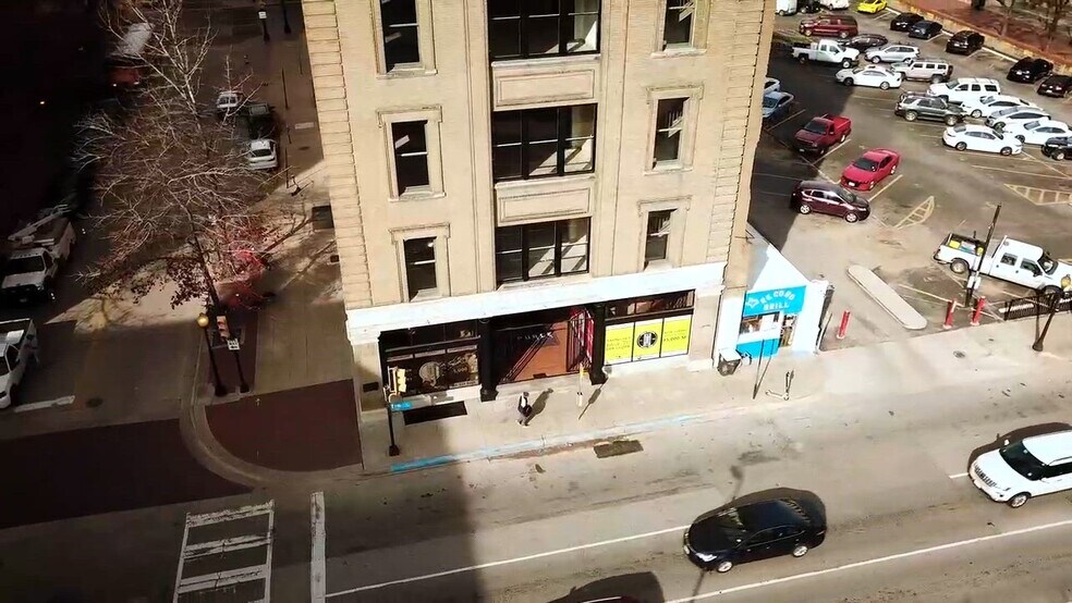 Primary Photo Of 601 Elm St, Dallas Office For Sale