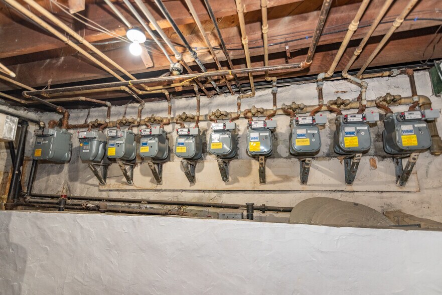 More Photos Of 1605 Homestead St, Baltimore Apartments For Sale