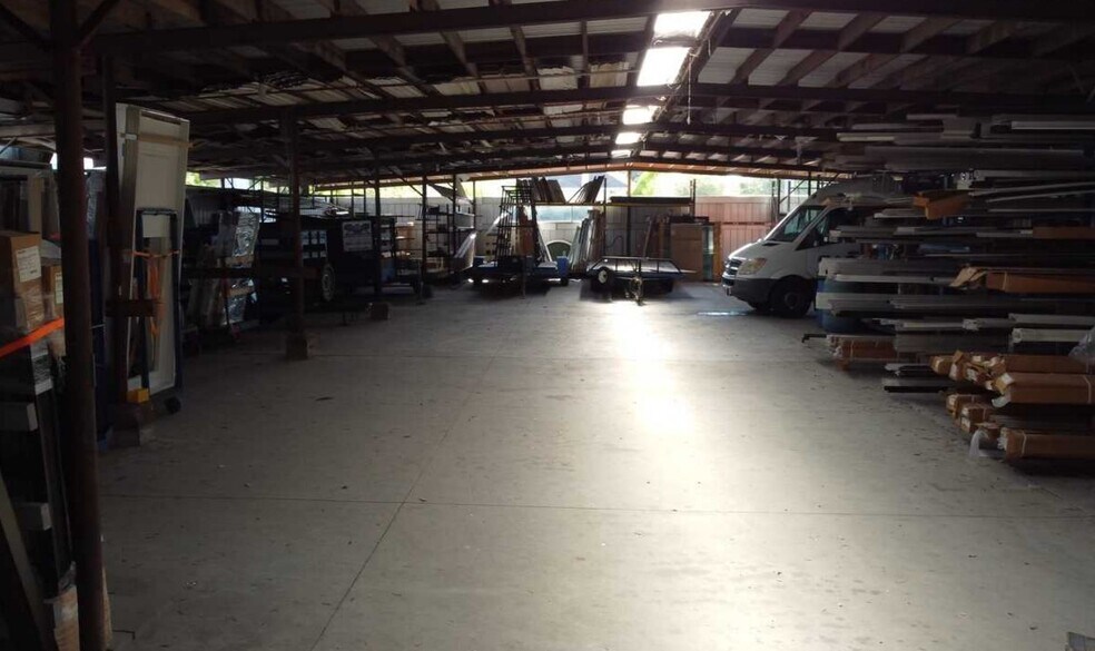 More Photos Of 320 3rd St SW, Winter Haven Freestanding For Sale