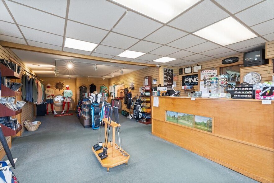More Photos Of 218 N Applegate Rd, Ithaca Golf Course Driving Range For Sale