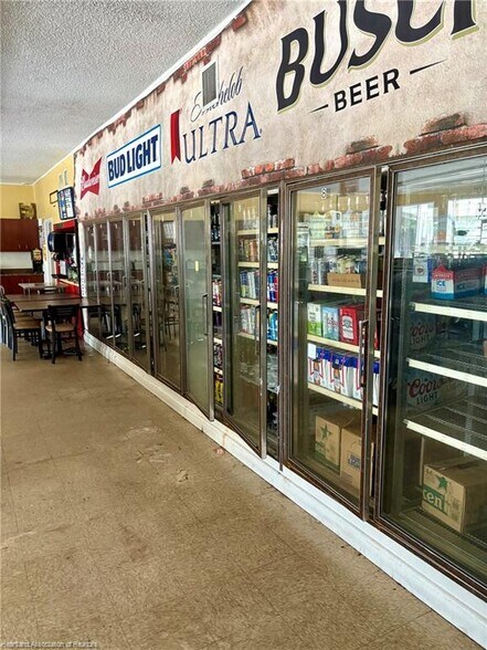 More Photos Of 1499 N Lake Ave, Avon Park Convenience Store For Sale