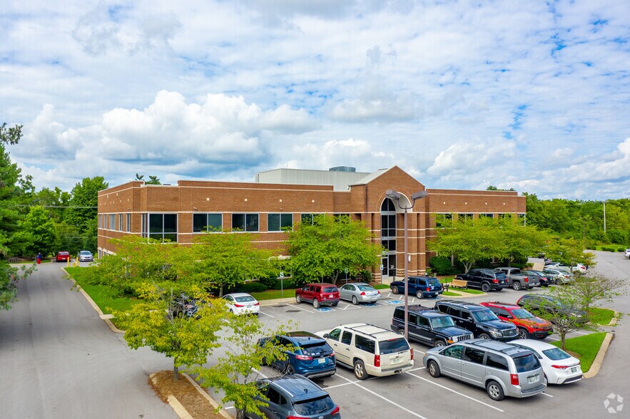 Primary Photo Of 107 Glen Oak Blvd, Hendersonville Medical For Lease