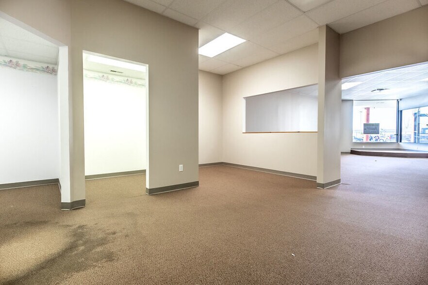 More Photos Of 1195 Lincoln Ave, Lockport General Retail For Lease