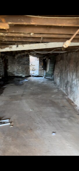 More Photos Of 3223 S 7th St, Saint Louis Office For Sale