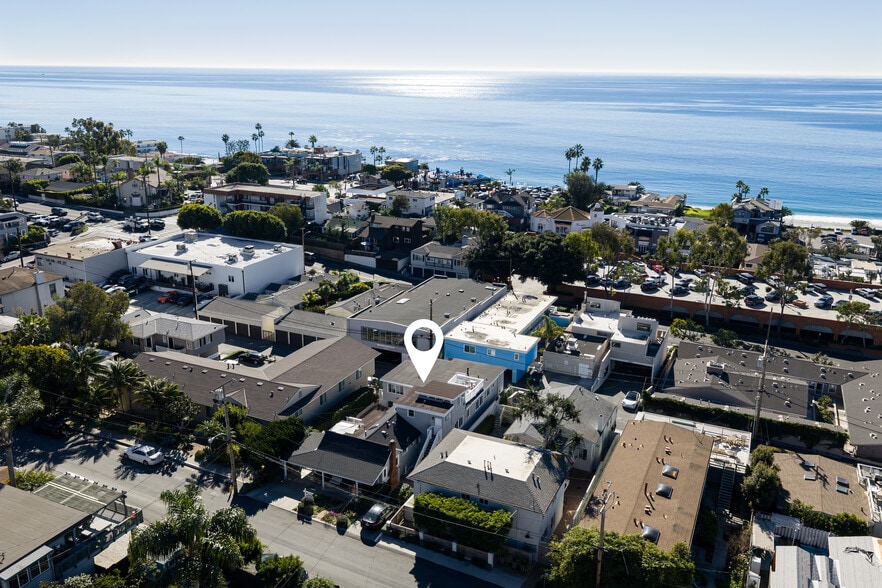 More Photos Of 531-539 Catalina, Laguna Beach Apartments For Sale