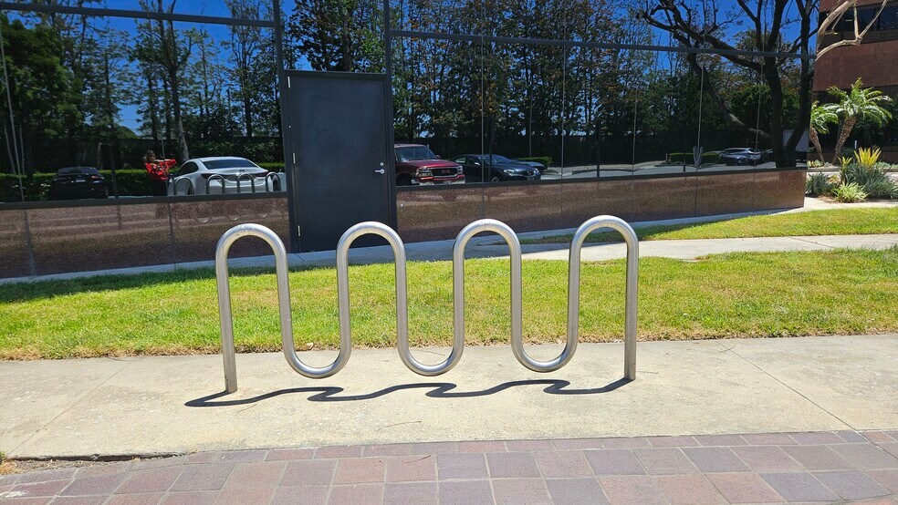 More Photos Of 3020 Old Ranch Pky, Seal Beach Office For Lease