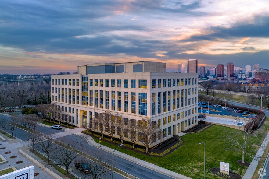 More Photos Of 901 Semmes Ave, Richmond Office For Lease