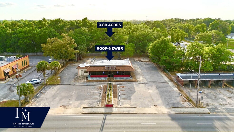 More Photos Of 3507 Pace Blvd, Pensacola Restaurant For Sale