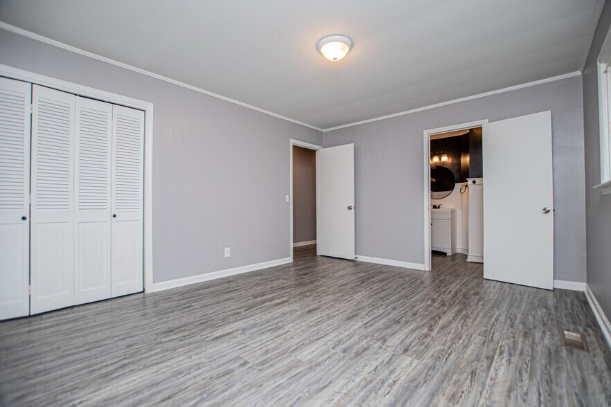 More Photos Of 2932 US-27, Buchanan Office For Sale