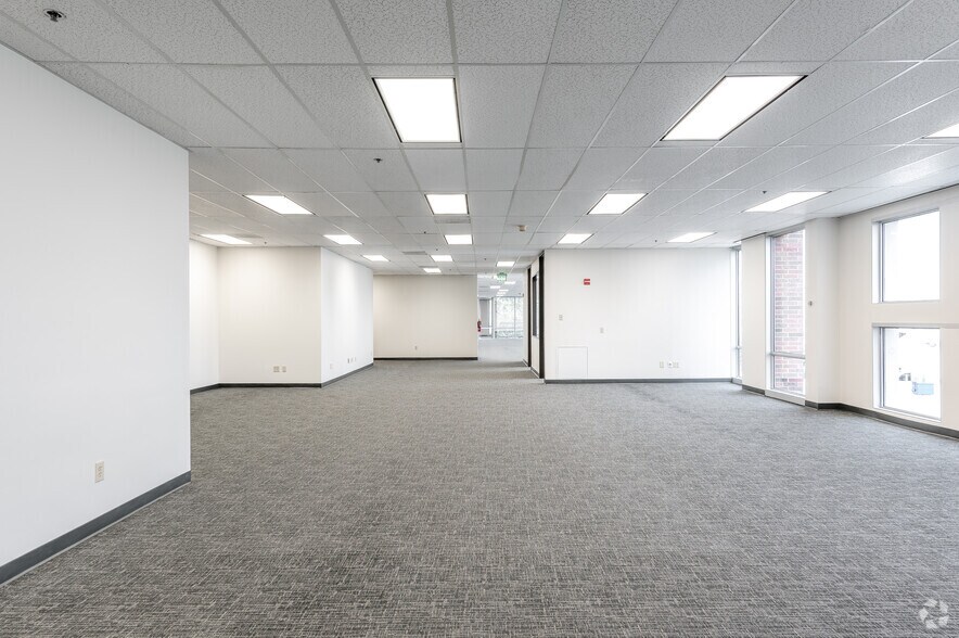 More Photos Of 9001-9003 Airport Fwy, North Richland Hills Office For Lease