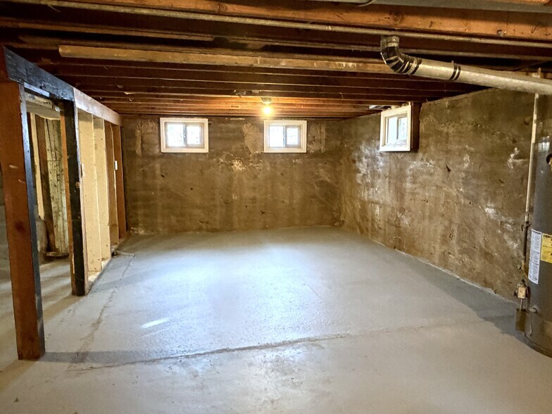 More Photos Of 5 Swope Ave, Colorado Springs Office For Sale