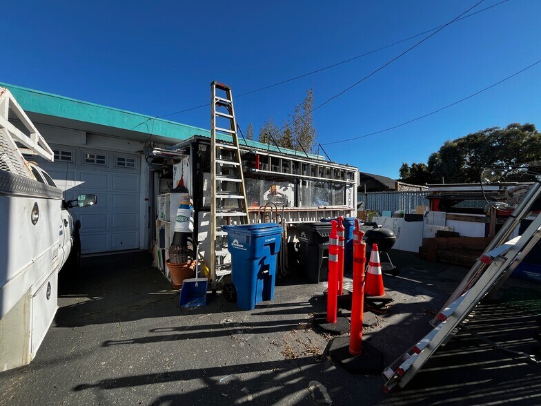More Photos Of 3700 Portola Dr, Santa Cruz Storefront For Sale