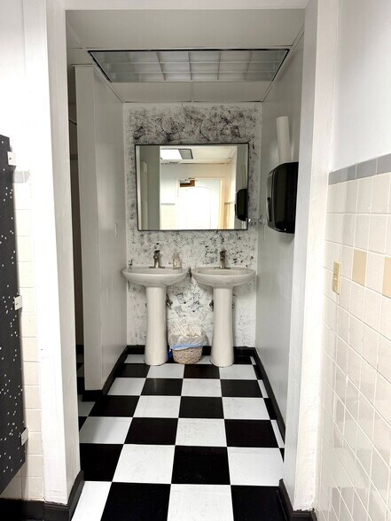 More Photos Of 4208-4220 NW 7th Ave, Miami Storefront For Sale