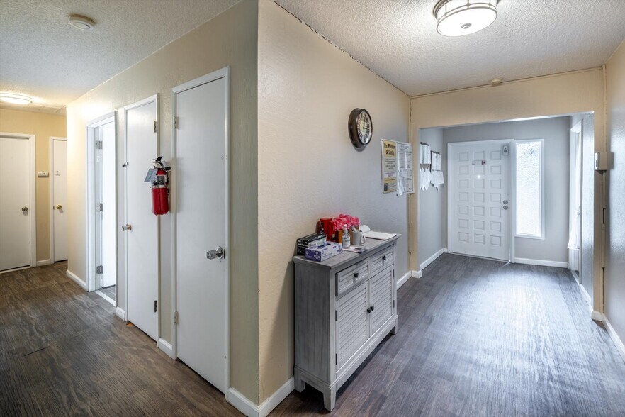 More Photos Of 3414 Deer Hill Rd, Lafayette Healthcare For Sale