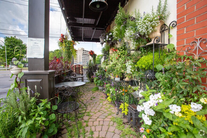 More Photos Of 26 Main St, Oneonta Restaurant For Sale