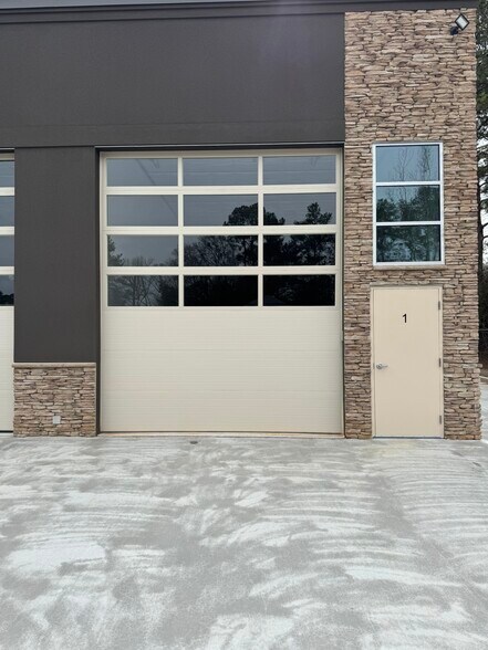 More Photos Of 100 Park Place Way, Carrollton Industrial For Sale