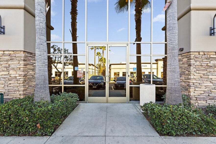 More Photos Of 2083 Compton Ave, Corona Medical For Sale