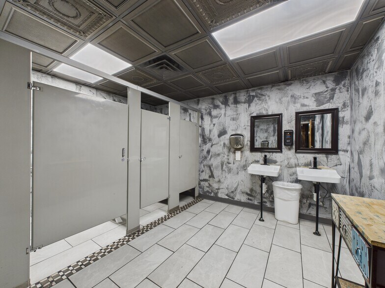 More Photos Of 127 N Santa Fe Ave, Pueblo Storefront For Sale