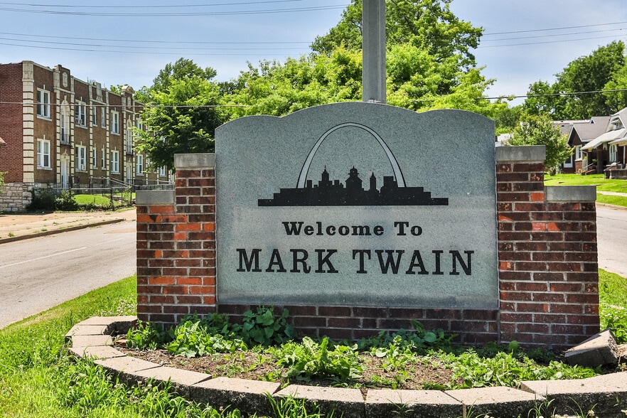More Photos Of 4981 Rosalie St, Saint Louis Apartments For Sale