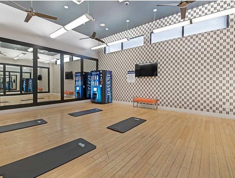 More Photos Of 4123 Cedar Springs Rd, Dallas Apartments For Lease