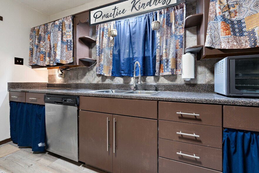 More Photos Of 5746 Rabbit Creek Dr, Theodore Marina For Sale