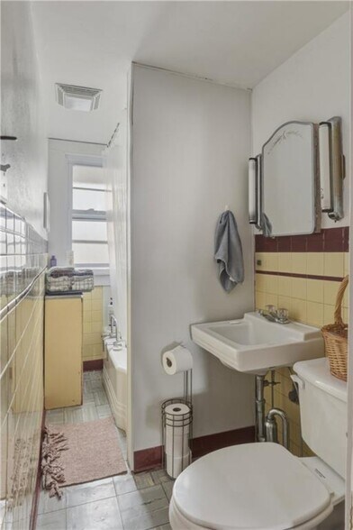 More Photos Of 1157 N Main St, Elmira Restaurant For Sale