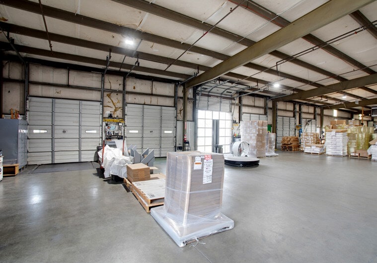 More Photos Of 112 Tennessee Blvd, Watertown Manufacturing For Sale