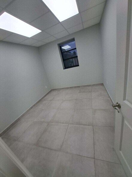 More Photos Of 3930 Richmond Ave, Staten Island Medical For Lease