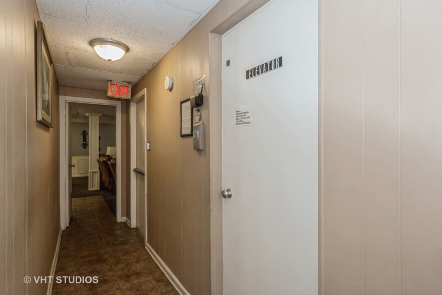 More Photos Of 1165 E 54th Pl, Chicago Sorority Fraternity House For Sale