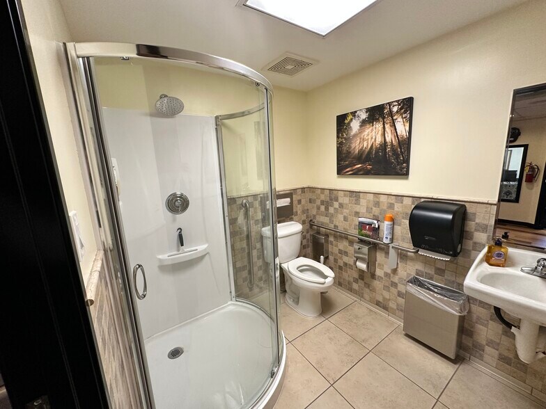 More Photos Of 2900 Bristol St, Costa Mesa Loft Creative Space For Sale