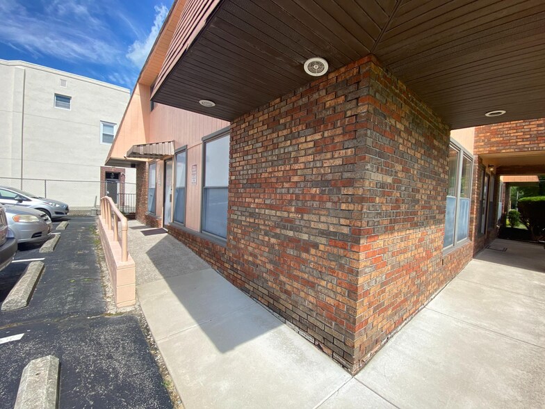 More Photos Of 1071 E Landis Ave, Vineland Medical For Sale