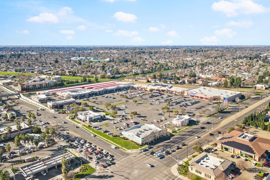 More Photos Of 5309 Carrington Cir, Stockton Healthcare For Sale