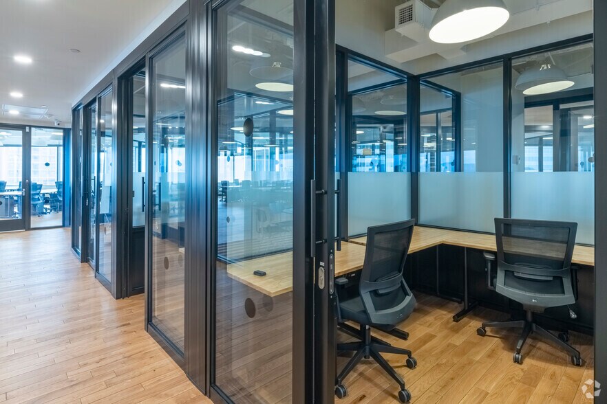 More Photos Of 1560 Broadway, Denver Coworking Space