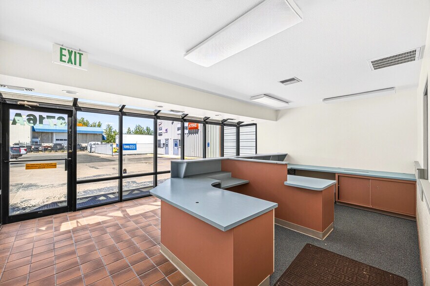 More Photos Of 3716 E Idaho St, Elko Office Residential For Lease