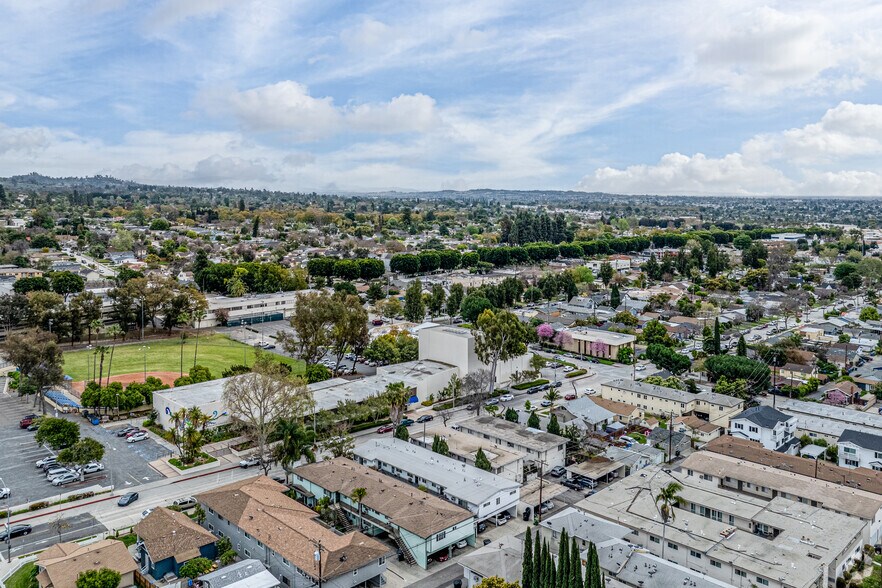 More Photos Of 7621 Washington Ave, Whittier Apartments For Sale