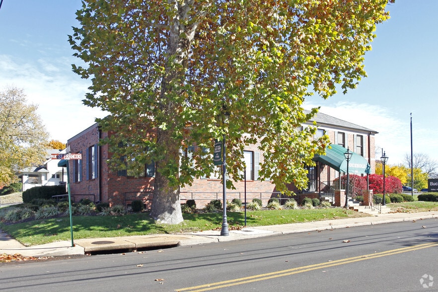 More Photos Of 619-625 Rue St, Florissant Funeral Home For Sale