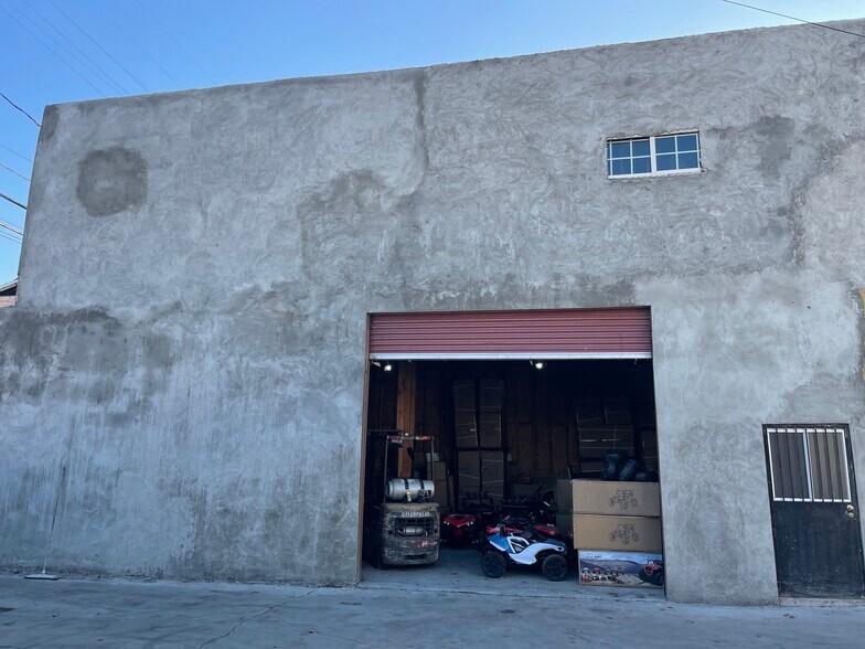 More Photos Of 11128-11130 Atlantic Ave, Lynwood Warehouse For Sale