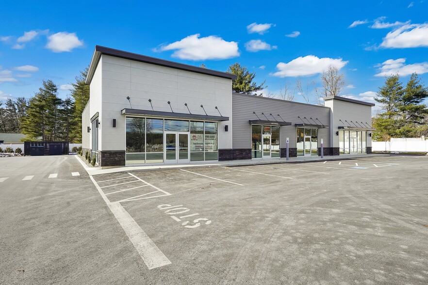 More Photos Of 212 Southampton Rd, Westfield Freestanding For Lease