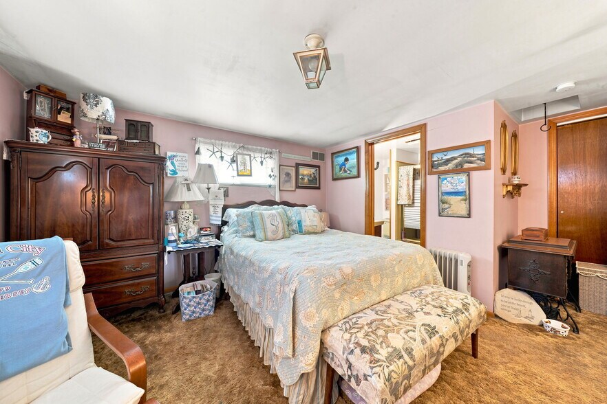 More Photos Of 557 Unity Center Rd, Pittsburgh Funeral Home For Sale