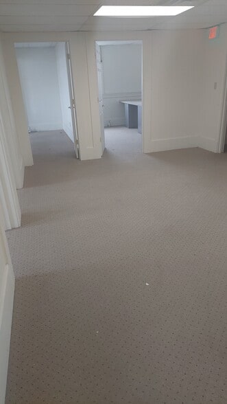 More Photos Of 2-4 E Main St, Watertown Storefront Retail Office For Lease